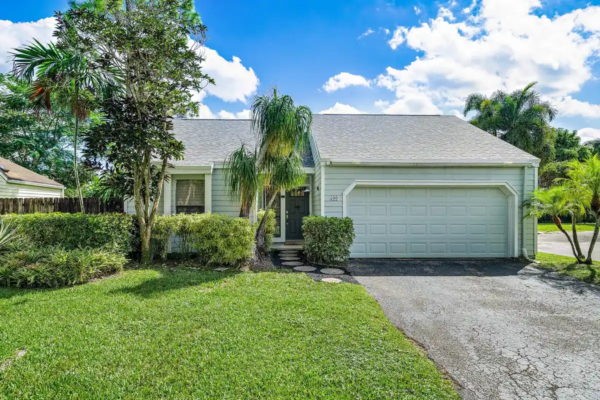 500 Oak Shadow Way, Wellington: photo 1 of 20
