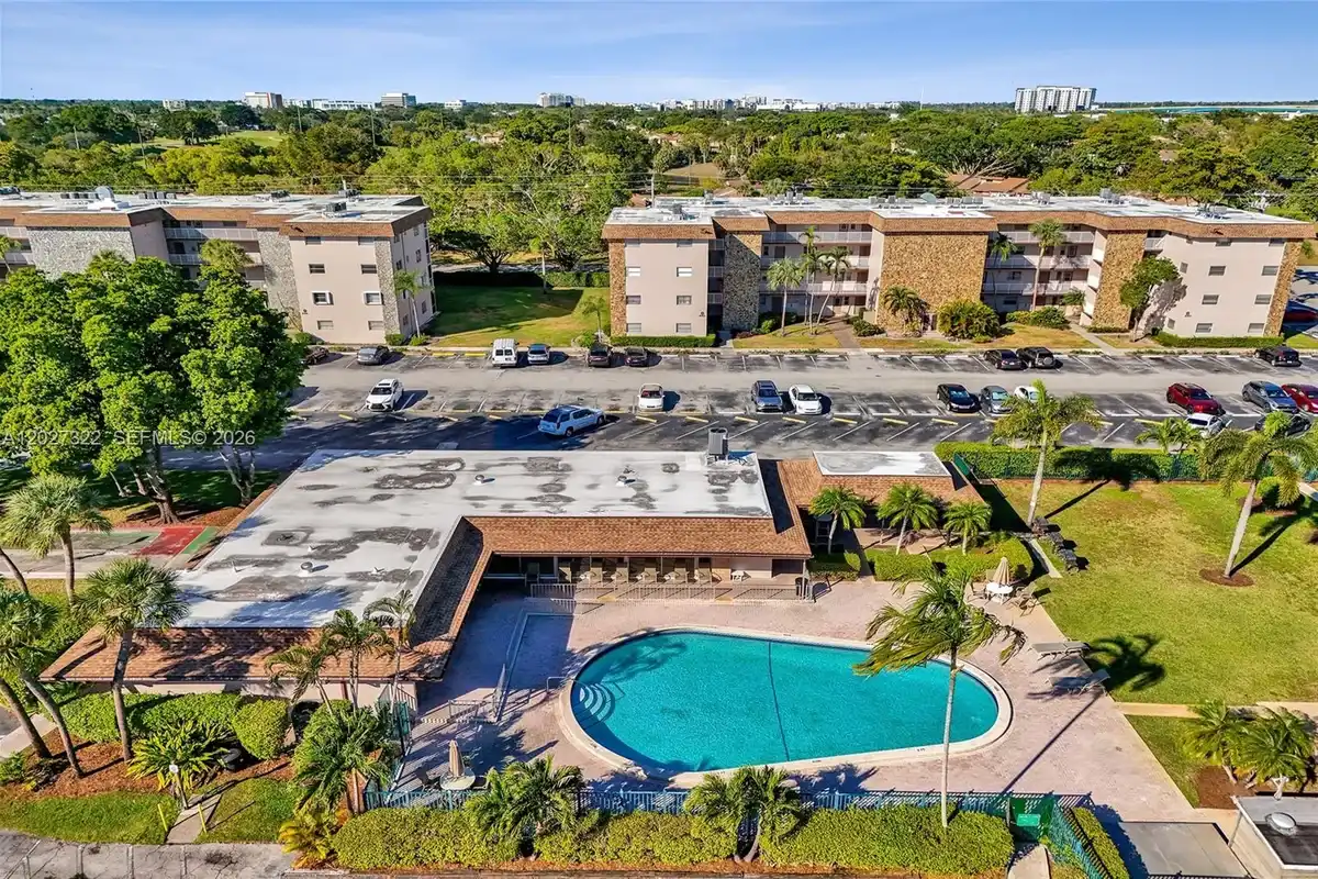 2481 SW 82nd Ave #205, Davie: photo 1 of 33