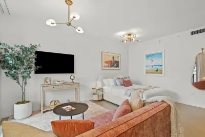 2700 NW 2nd Ave #640, Miami: photo 1 of 60