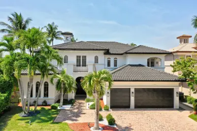17593 Middle Lake Dr, Boca Raton: photo 1 of 101
