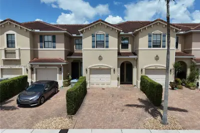 3345 NW 11th Ave, Pompano Beach: photo 1 of 33