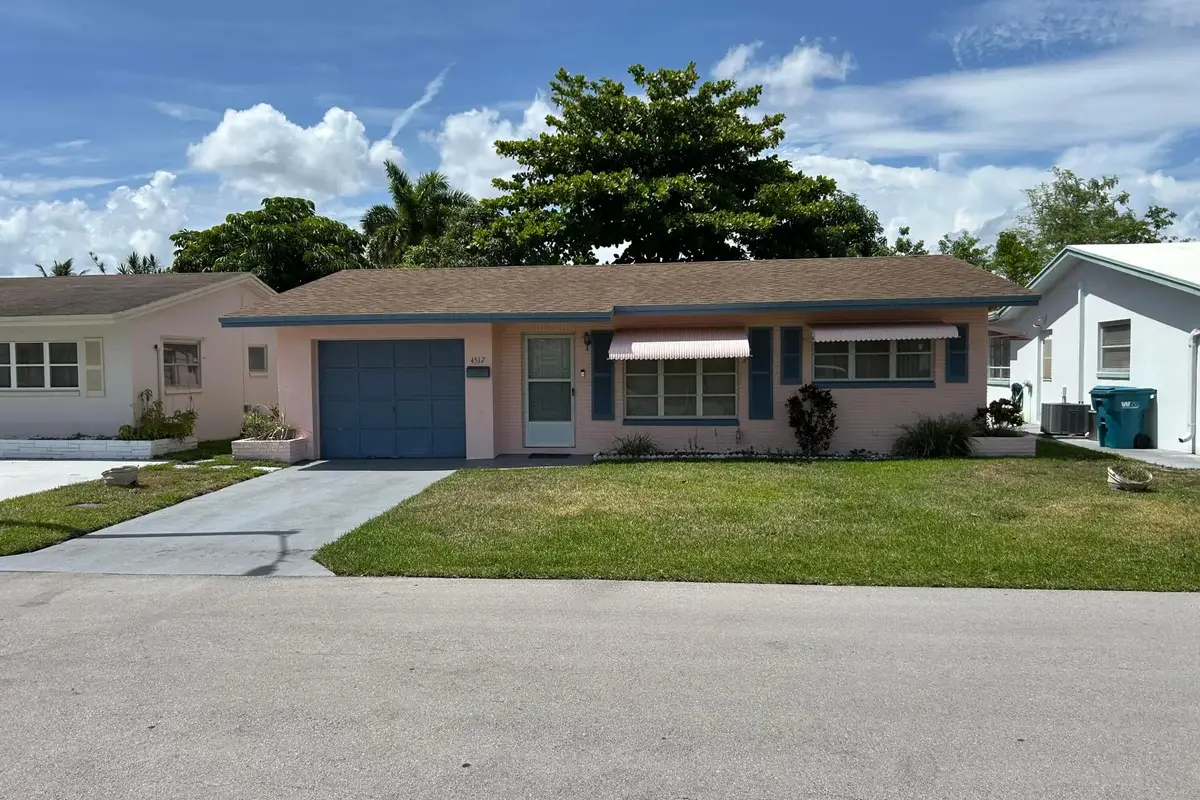 4517 NW 49th St, Tamarac: photo 1 of 19