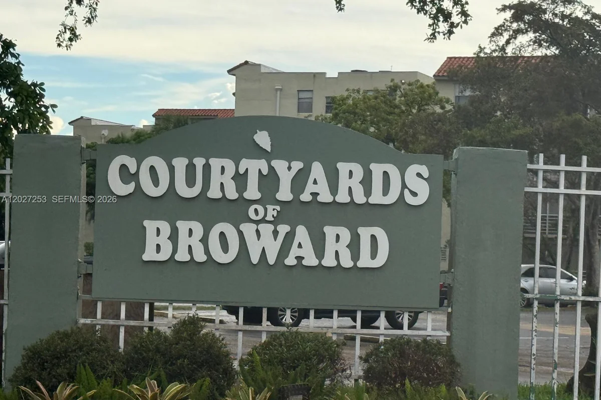 1800 SW 81st Ave #1411, North Lauderdale: photo 1 of 29
