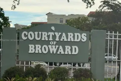 1800 SW 81st Ave #1411, North Lauderdale: photo 1 of 29