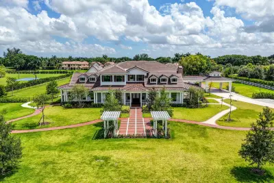 10250 El Paraiso Pl, Delray Beach: photo 1 of 101