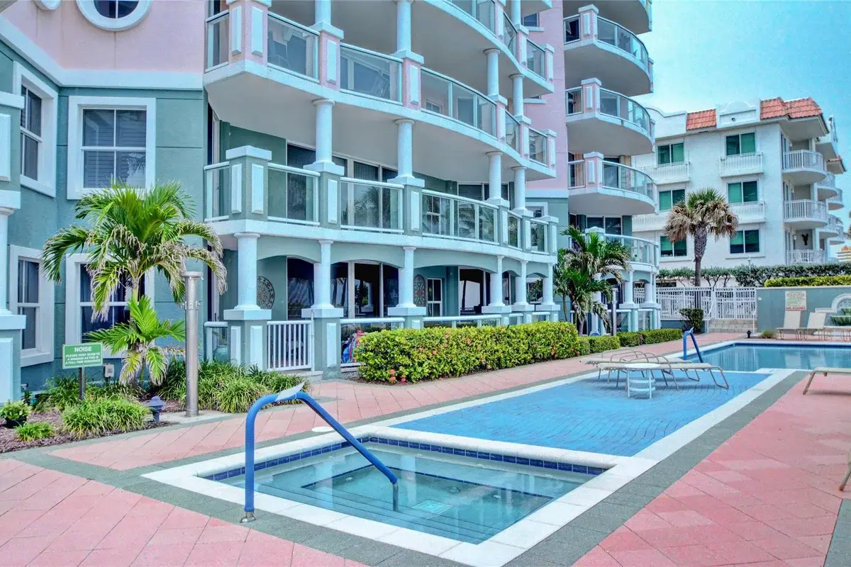 2051 SE 3rd St #509, Deerfield Beach: photo 1 of 51