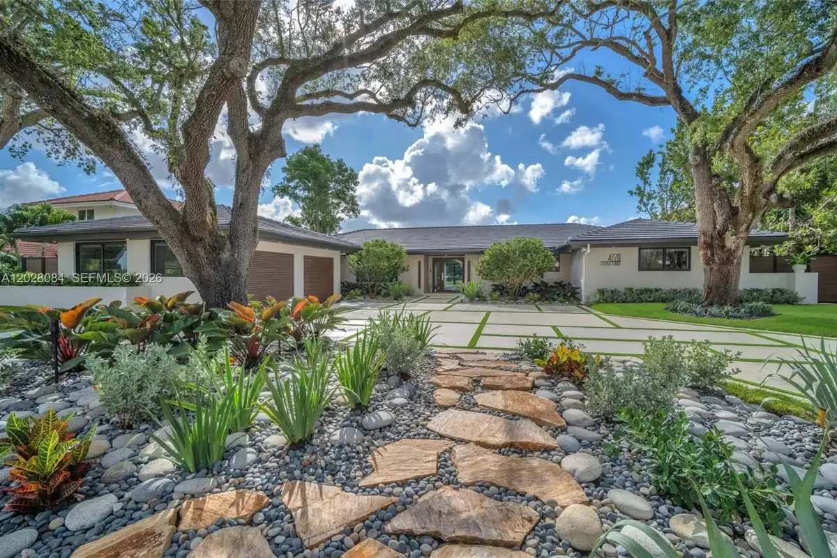 4220 Casper Ct, Hollywood: photo 1 of 59