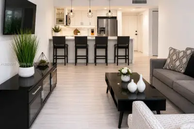 14311 N Kendall Dr #206A, Miami: photo 1 of 19