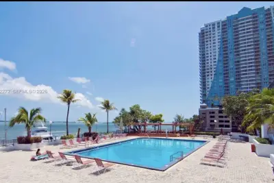 999 Brickell Bay Dr #209, Miami: photo 1 of 5