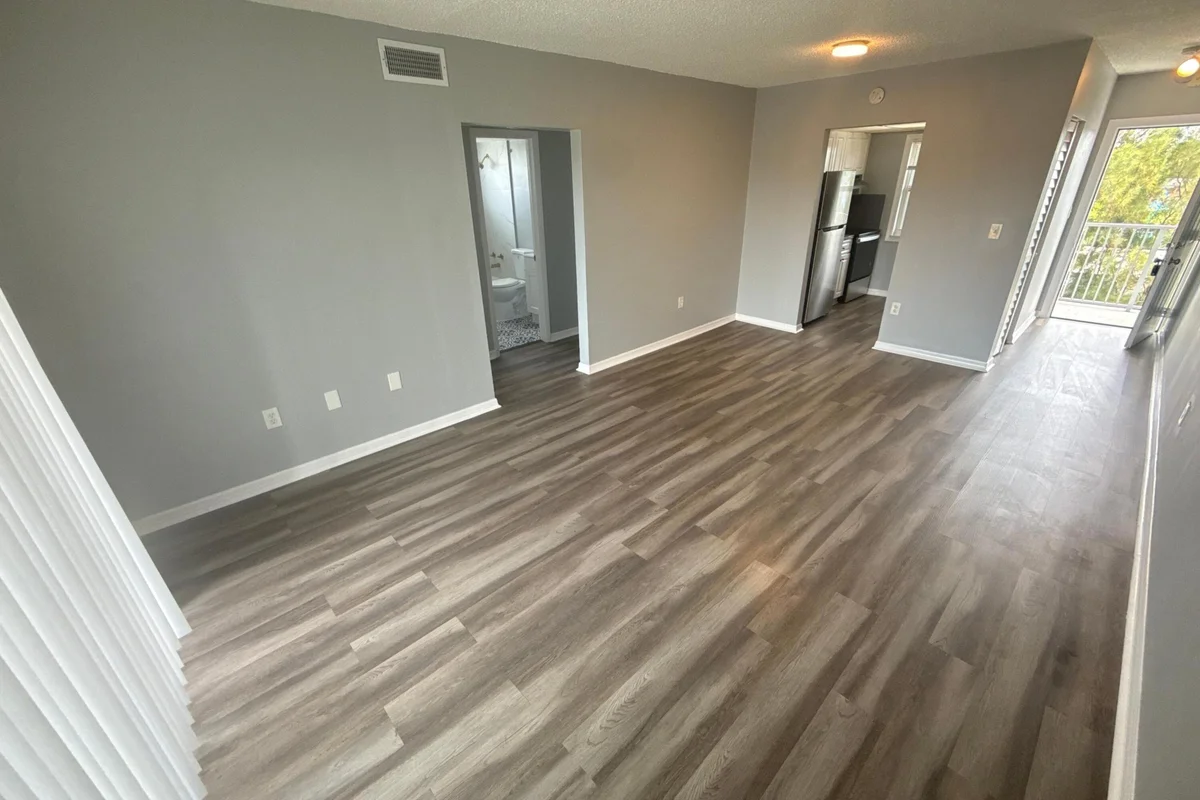 2605 NW 135th St #309, Opa-locka: photo 1 of 13
