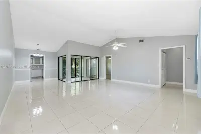 9518 SW 1st Ct #21-S, Coral Springs: photo 1 of 35