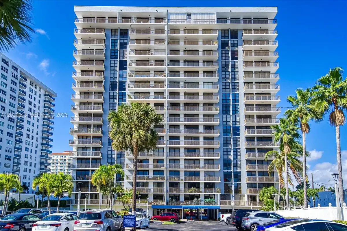 3031 N Ocean Blvd #406, Fort Lauderdale: photo 1 of 50