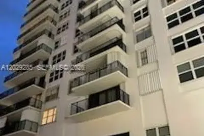 2101 S Ocean Dr #306, Hollywood: photo 1 of 10