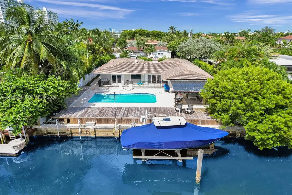 1912 NE 119th Rd, North Miami: photo 1 of 66