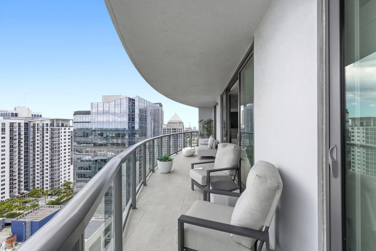 100 E Las Olas Blvd #2802, Fort Lauderdale: photo 1 of 56