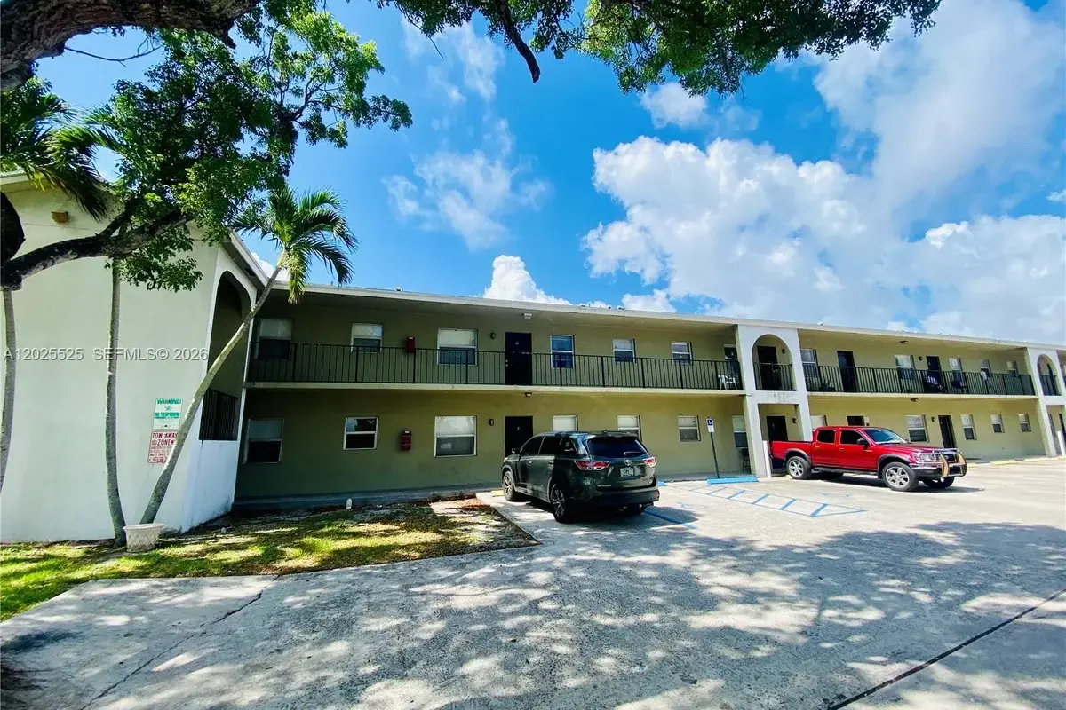 1702 S Dixie Hwy #15, Lake Worth: photo 1 of 11