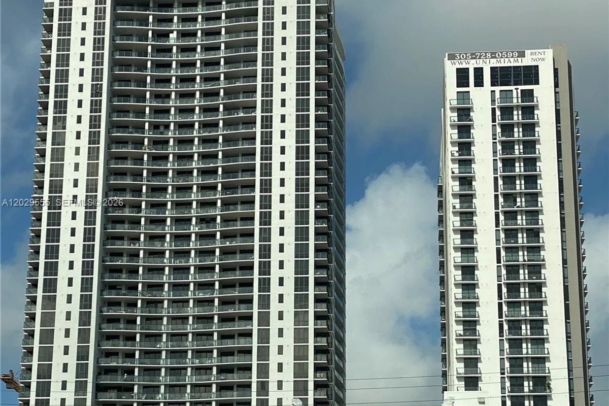 1600 NE 1st Ave #1117, Miami: photo 1 of 49