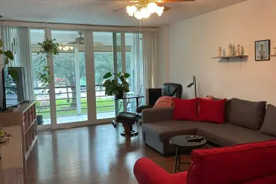 115 Royal Pk Dr #2g, Oakland Park: photo 1 of 10