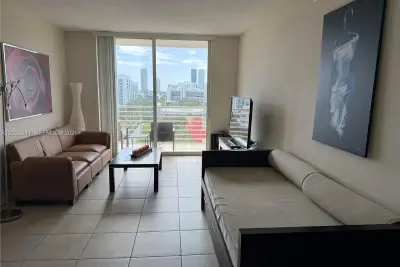 18800 NE 29th Ave #1013, Aventura: photo 1 of 7
