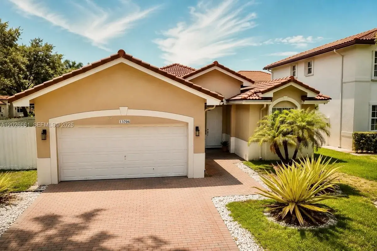 13704 SW 31st St, Miramar: photo 1 of 19