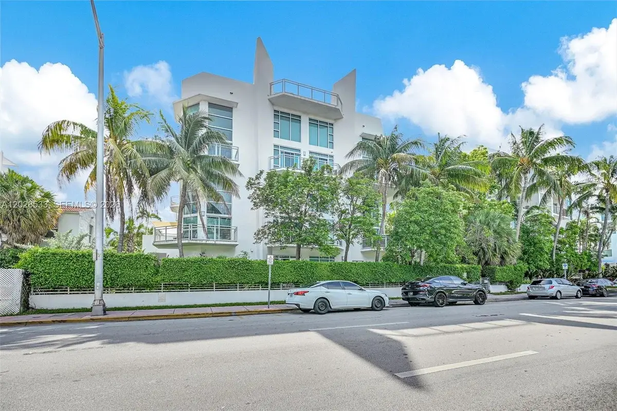7728 Collins Ave #5, Miami Beach: photo 1 of 59