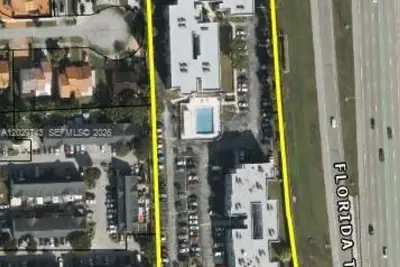 11715 SW 18th St #508, Miami: photo 1 of 1