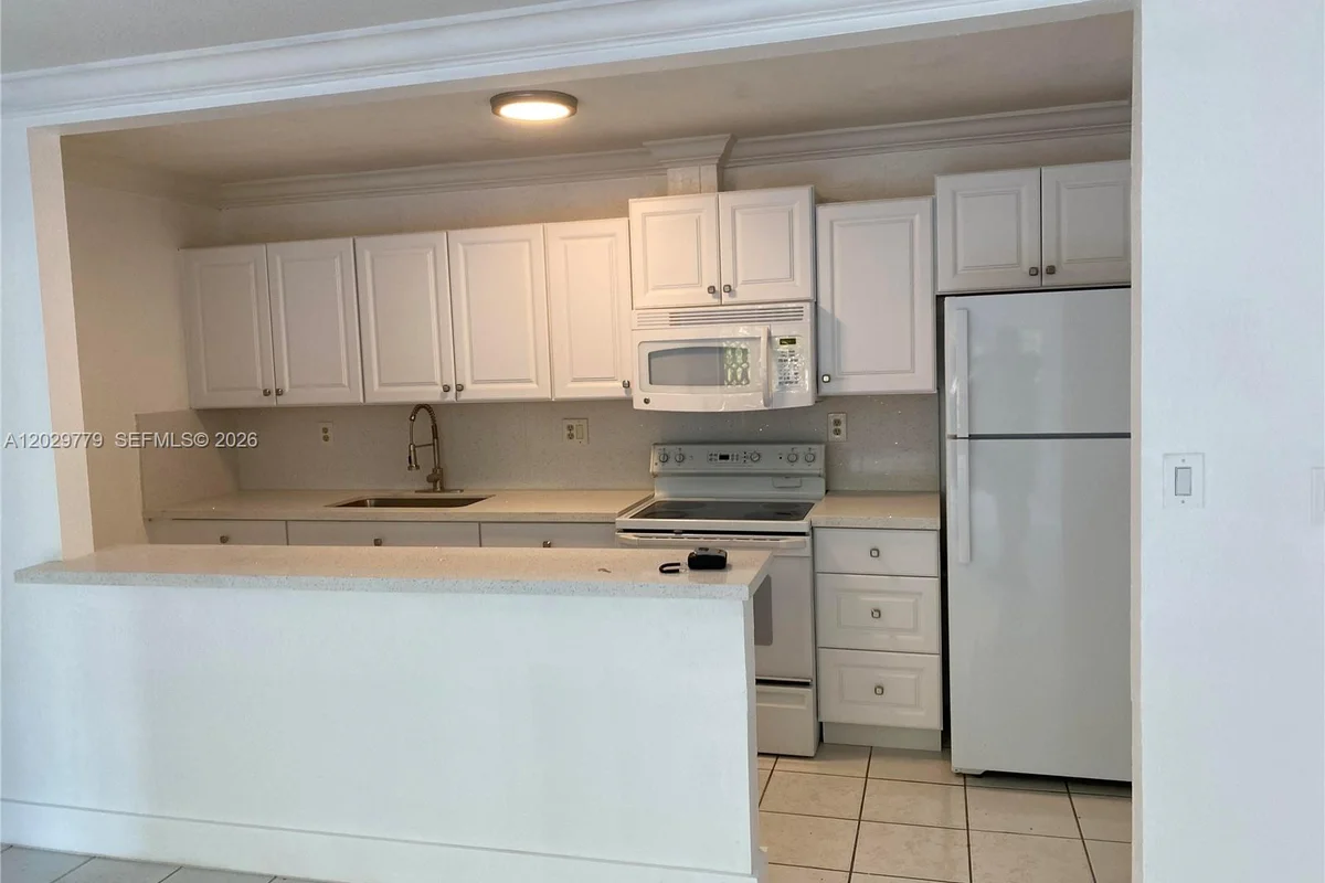 4670 NW 79th Ave #1H, Doral: photo 1 of 6