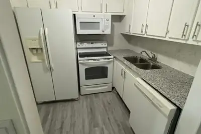 244 Windsor K, West Palm Beach: photo 1 of 9