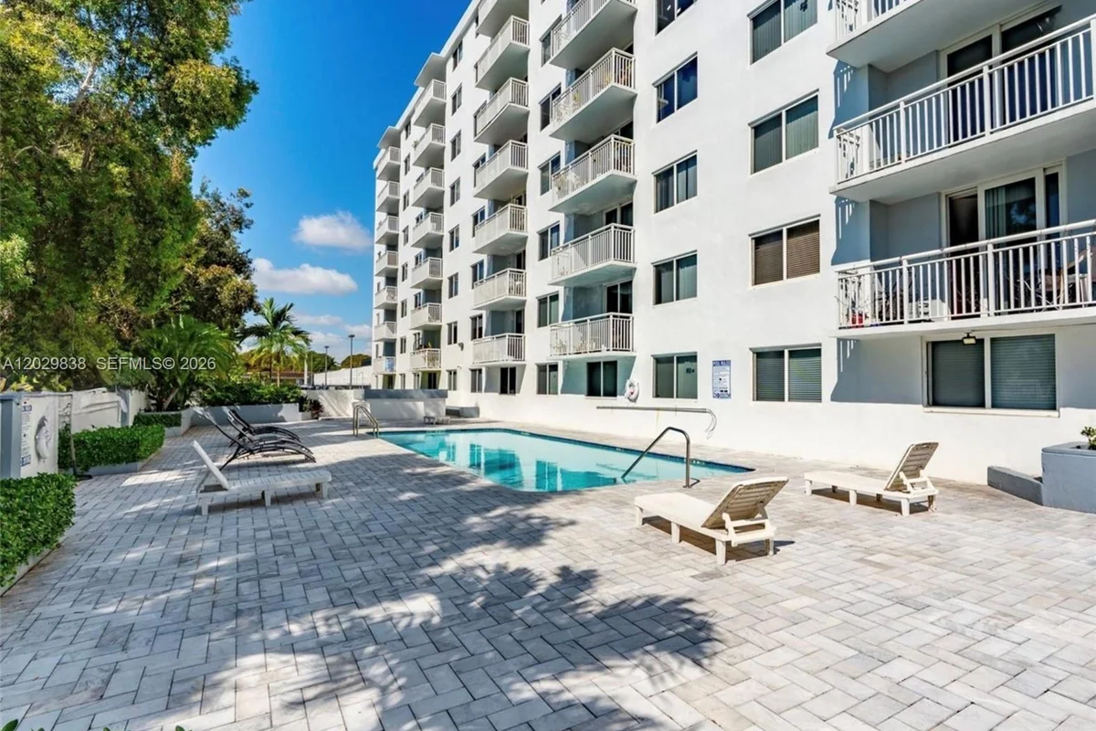 1251 NE 108th St #617, Miami: photo 1 of 22