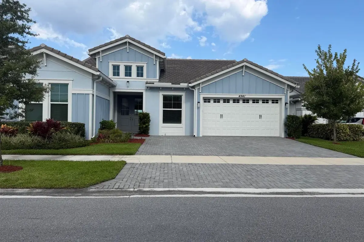 4941 Liberty Ln, Westlake: photo 1 of 46