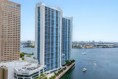 325 S Biscayne Blvd #2219, Miami: photo 1 of 29