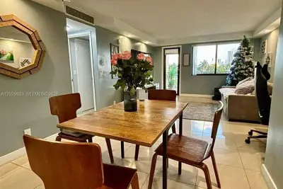 301 Golden Isles Dr #406, Hallandale Beach: photo 1 of 14