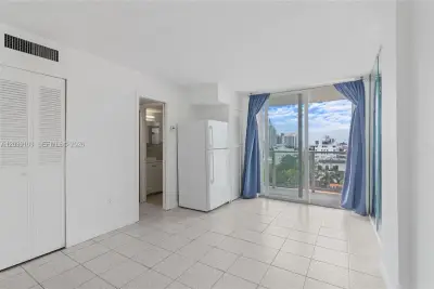 1750 James Ave #9C, Miami Beach: photo 1 of 21