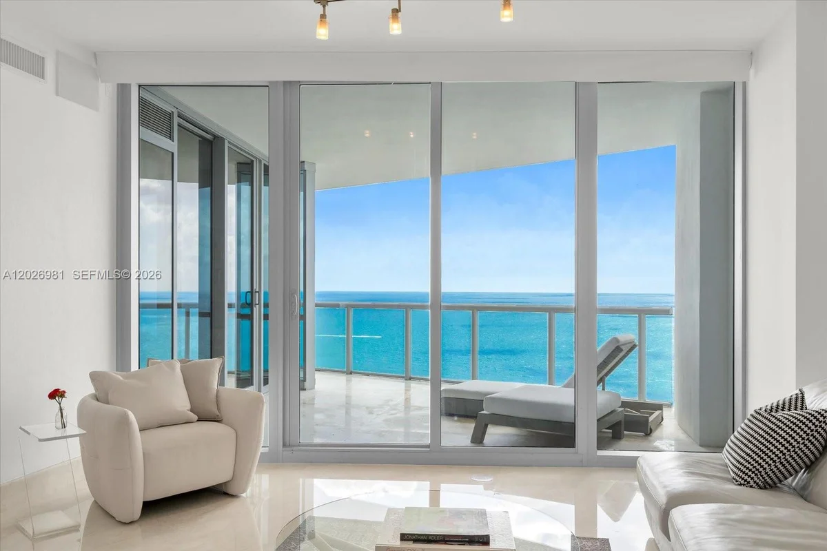 17121 Collins Ave #3905, Sunny Isles Beach: photo 1 of 37