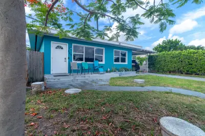506 Worthmore Dr, Lake Worth Beach: photo 1 of 23