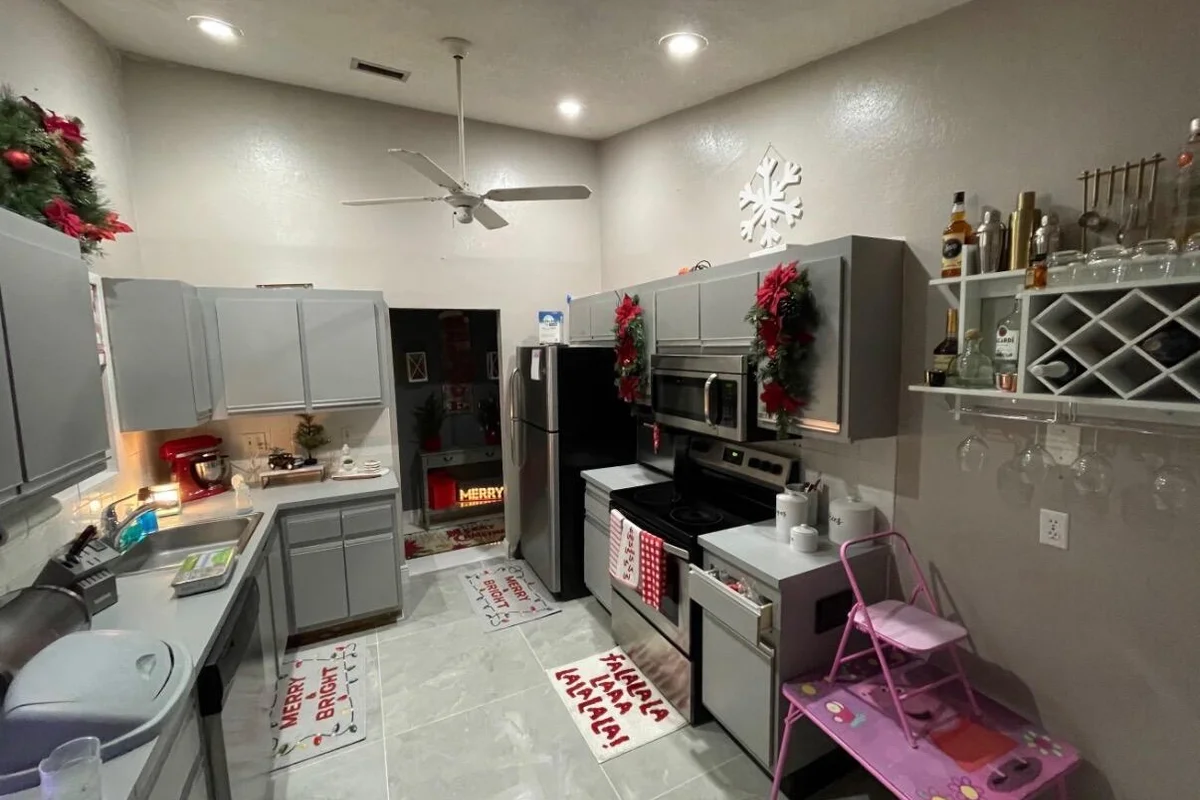 7620 NW 38th Ct, Sunrise: photo 1 of 22