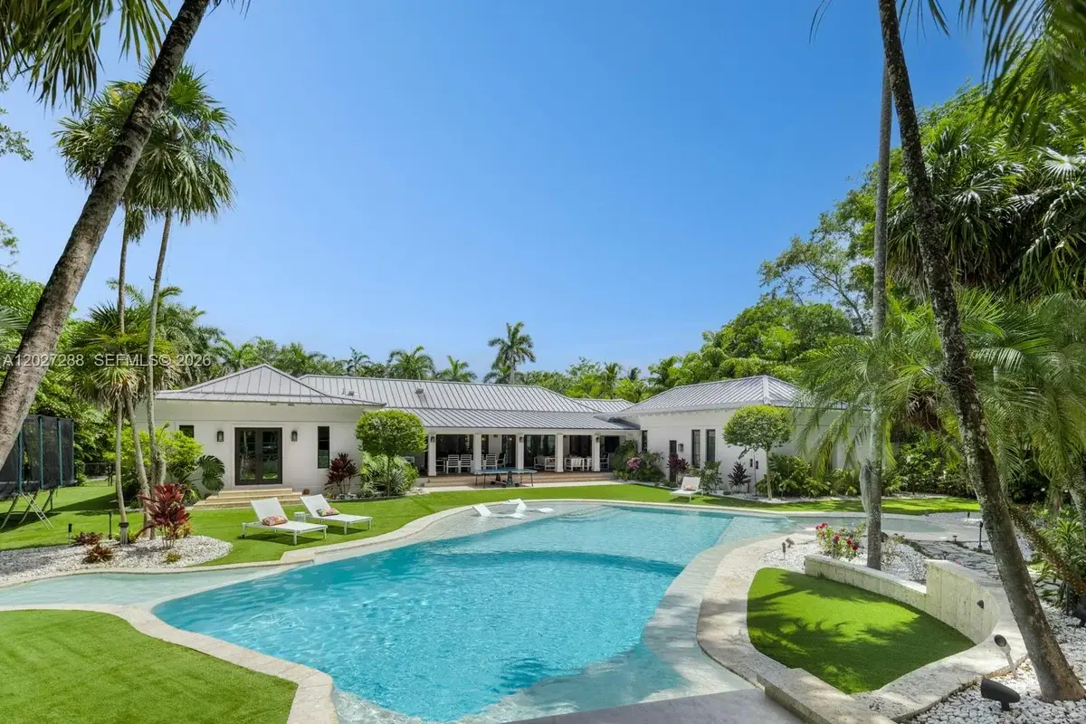 7101 SW 66th St, Miami: photo 1 of 101