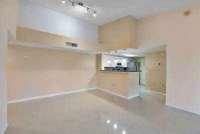 5011 Wiles Rd #303, Coconut Creek: photo 1 of 35