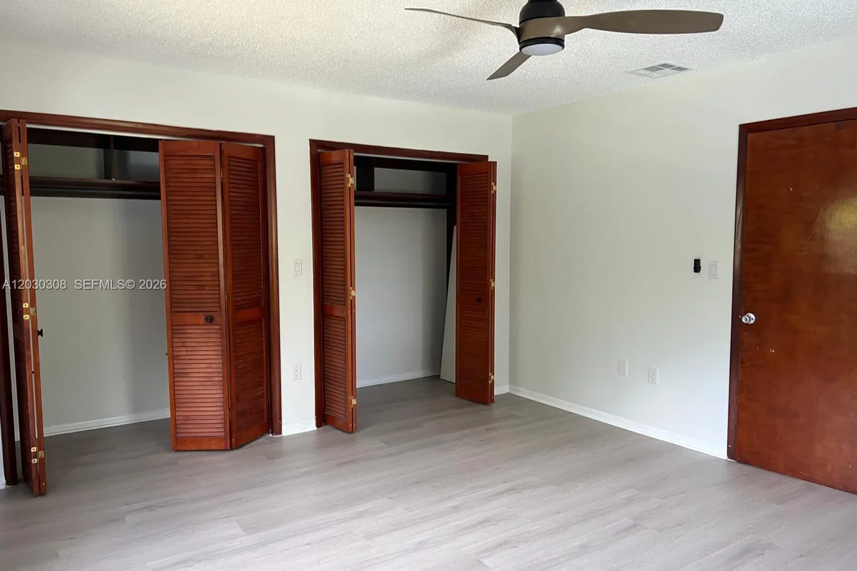 321 SW 71st Ave #2, Miami: photo 1 of 22