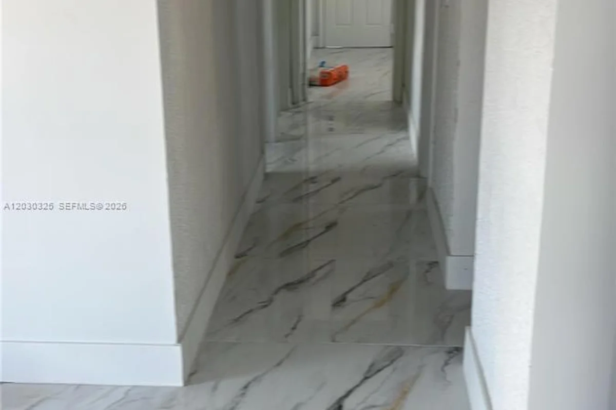 4125 SW 108th Ct, Miami: photo 1 of 2