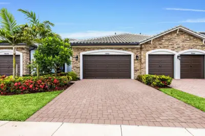 7642 N Blue Spring Dr, Parkland: photo 1 of 69