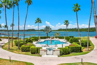 2122 Fisher Island Dr, Miami Beach: photo 1 of 35