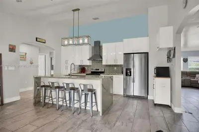 14244 SW 163rd Ter, Miami: photo 1 of 32