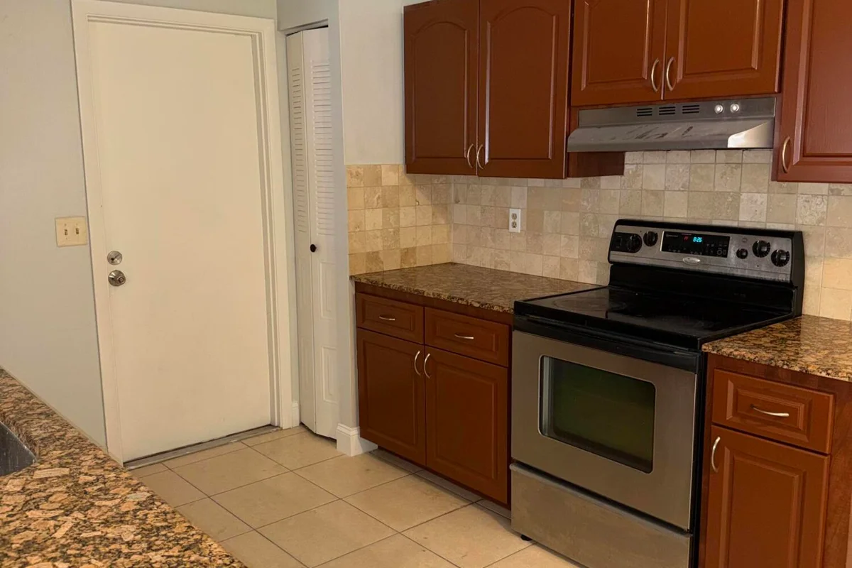 9392 Affirmed Ln, Boca Raton: photo 1 of 9