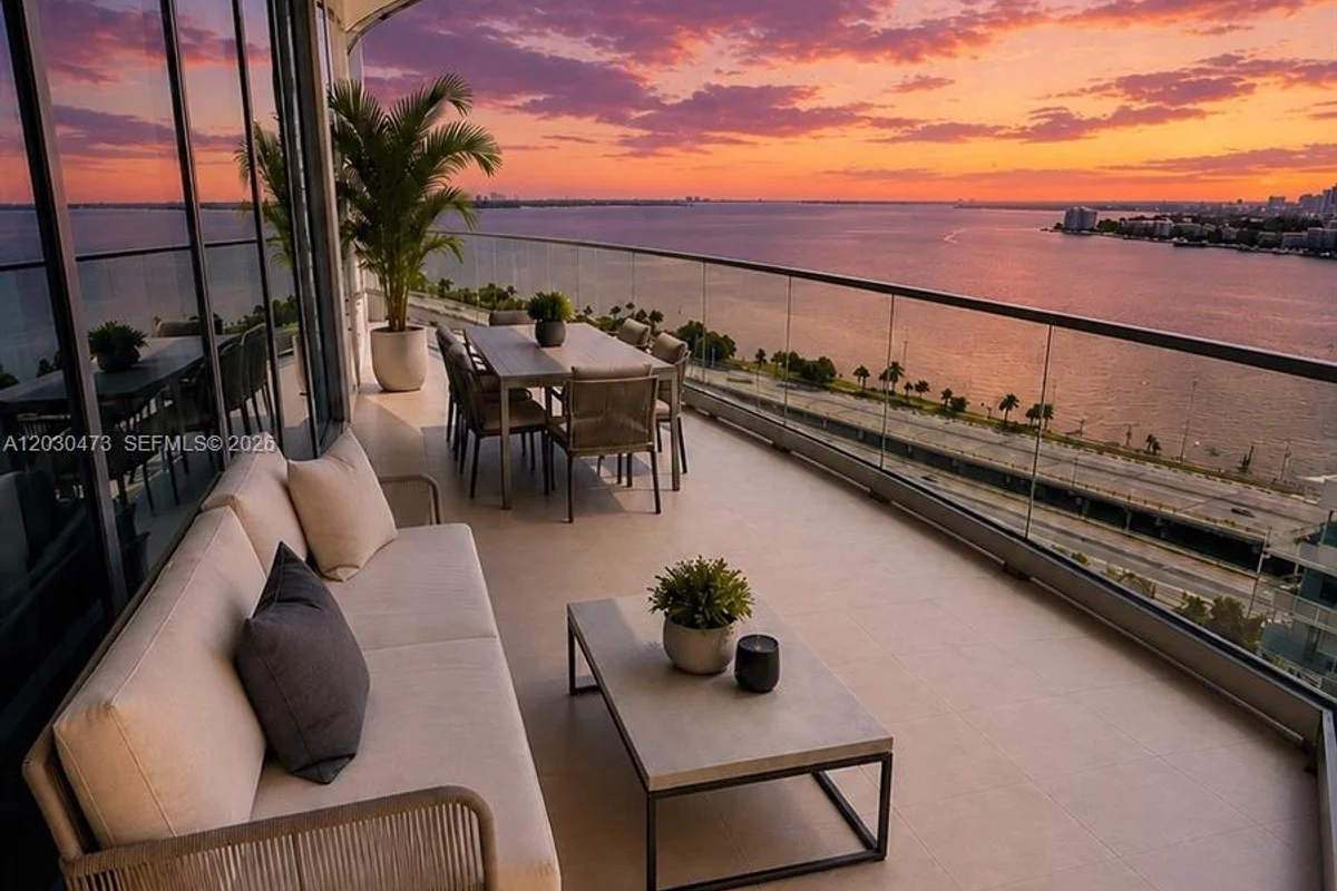175 SE 25th Rd #1503, Miami: photo 1 of 12