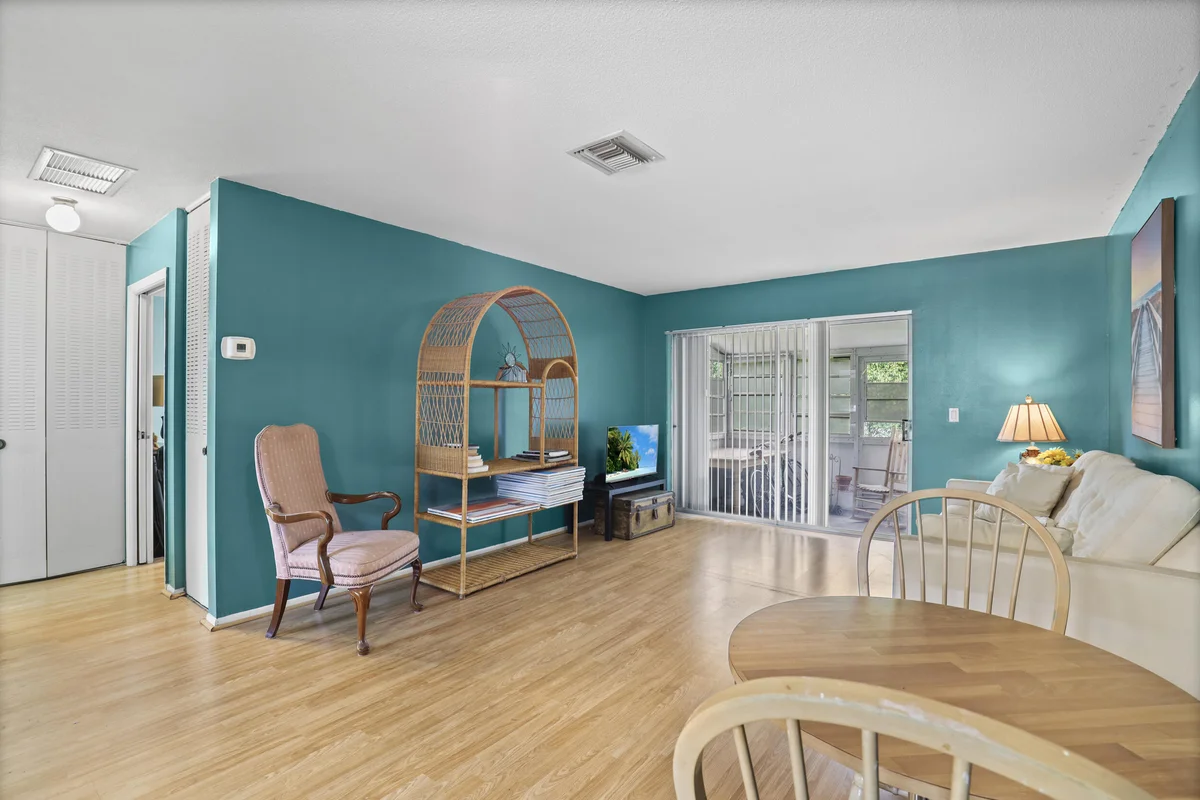 2885 W Ashley Dr W #B, West Palm Beach: photo 1 of 34