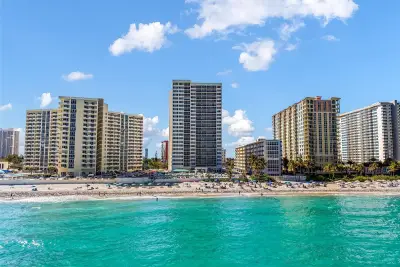3140 S Ocean Dr #208, Hallandale Beach: photo 1 of 32