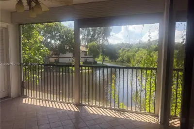2526 N Carambola Cir N #1821, Coconut Creek: photo 1 of 19