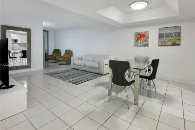 9735 NW 52nd St #209, Doral: photo 1 of 15
