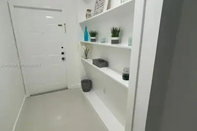 3255 NE 184th St #12114, Aventura: photo 1 of 8
